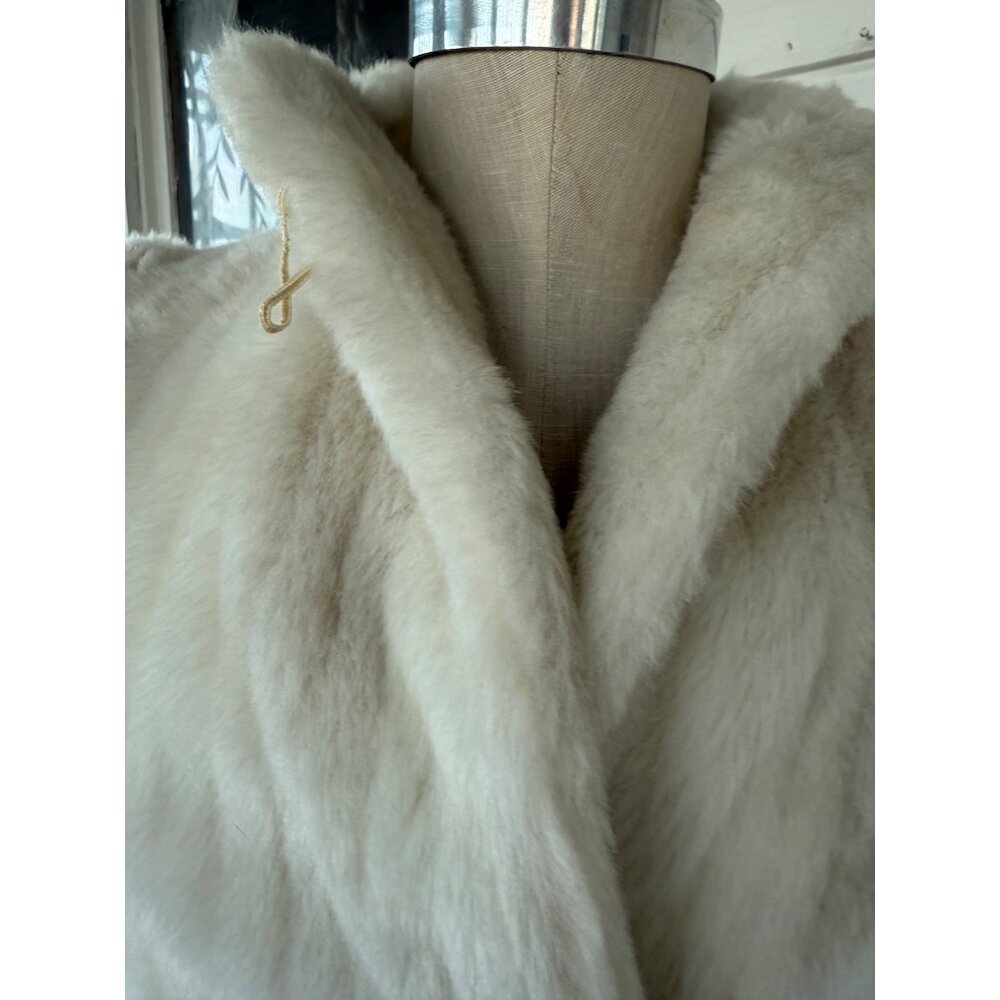 Vintage 70's Candice Originals Faux Fur Gray/White Coat - Picture 12 of 16